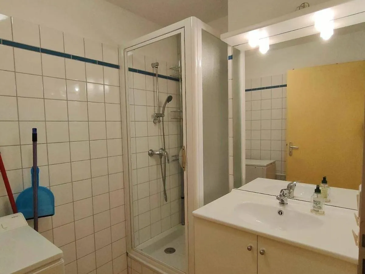 Apartment Appartement Cauterets, 3 Pieces, 6 Personnes - Fr-1-234-250
